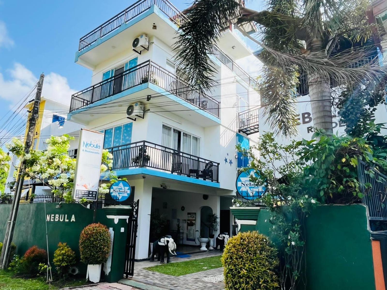 Nebula Residence Negombo Extérieur photo