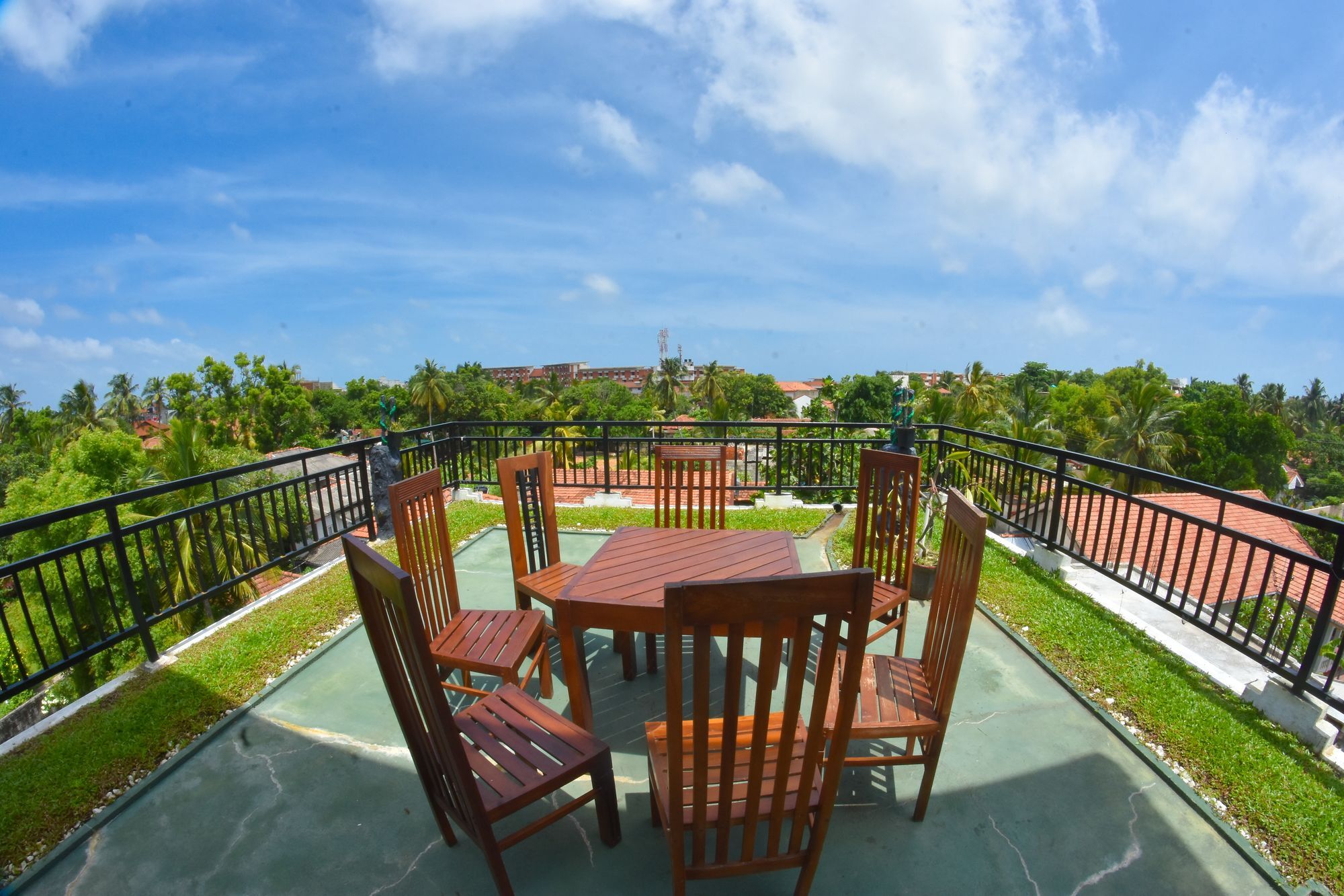 Nebula Residence Negombo Extérieur photo